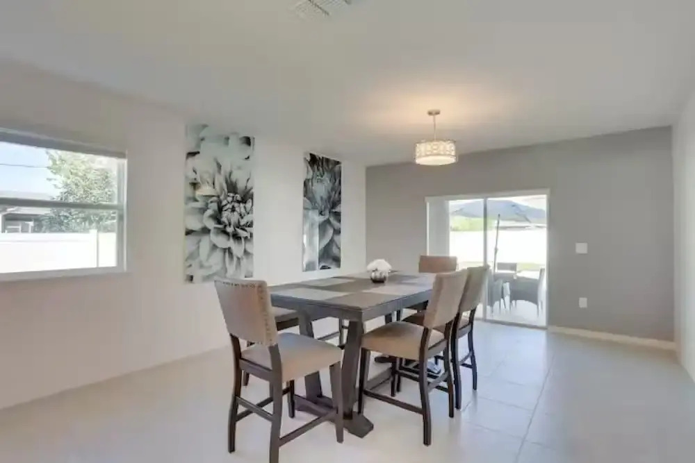 Palm Breeze Lux Stay - Port St. Lucie