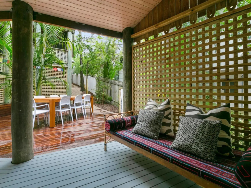 18 Adams St The Beach Shack fabulous location close to the beach