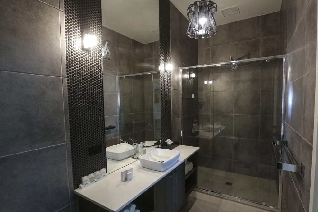 Indulge Apartments - CBD