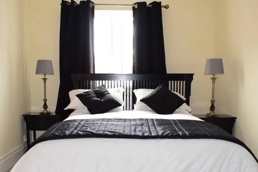 Central Dublin 1 Bedroom Apartment