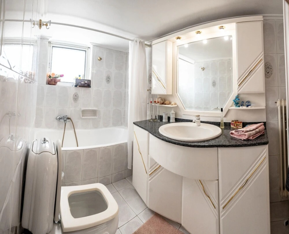 Apartment in Vyronas 3 Double Bedrooms