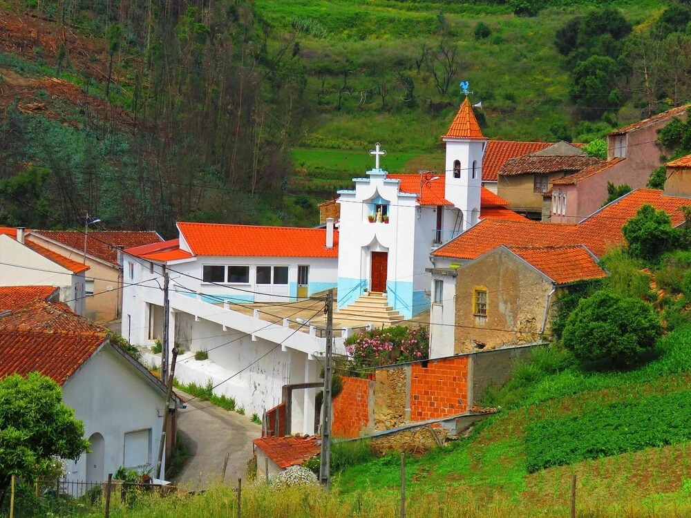 House With one Bedroom in Vale de Colméias, With Furnished Terrace and