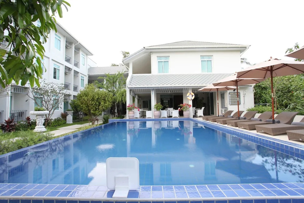 Villa Amphawa