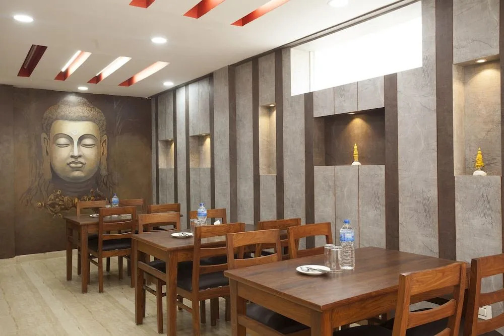 Oyo 370 Hotel Devdaha And Restaurant