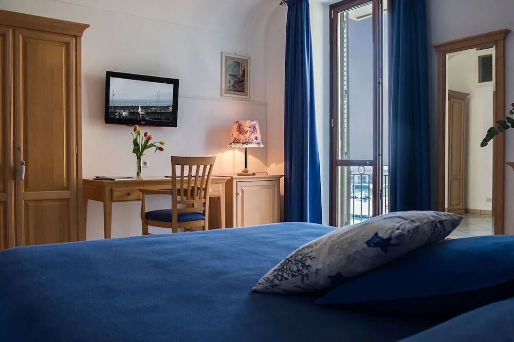 B&B LApprodo