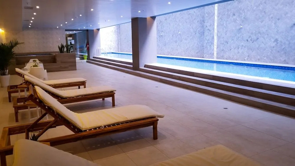 Luxury Residence Suites