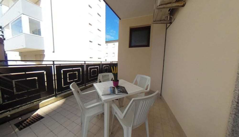 Inviting Apartment in a Great Area