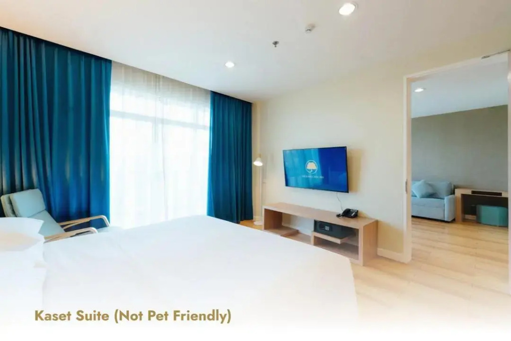 The Kaset, Hua Hin