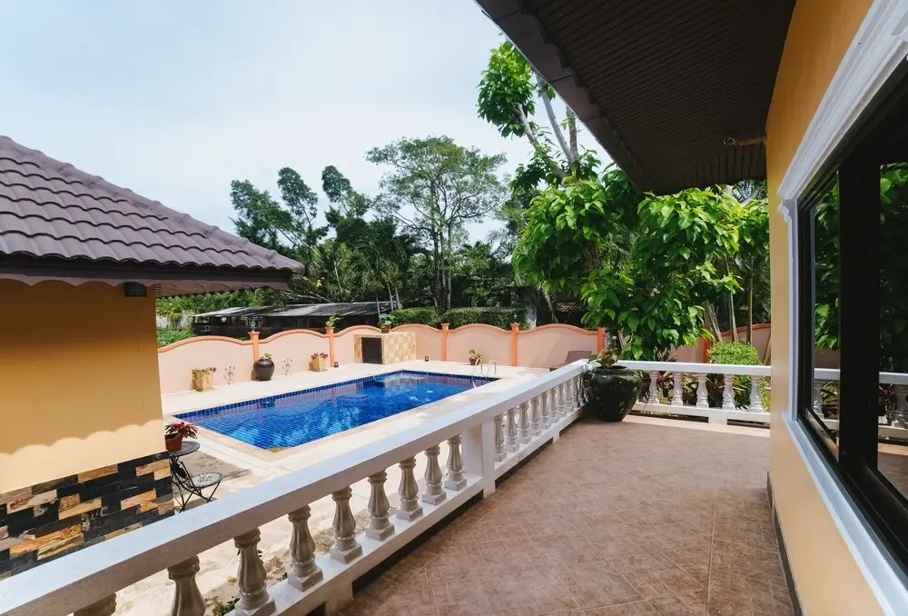 Happy Family Villa2 Phuket Private Pool Villa 5 Bedrooms with Large Kitchen and Garden