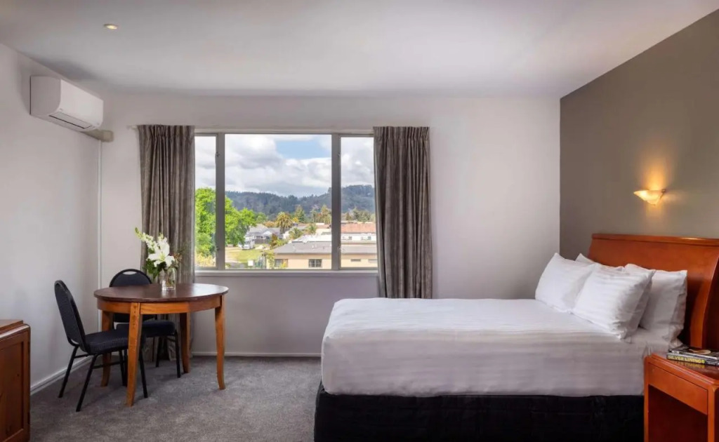 Arawa Park Hotel, Independent Collection by EVT