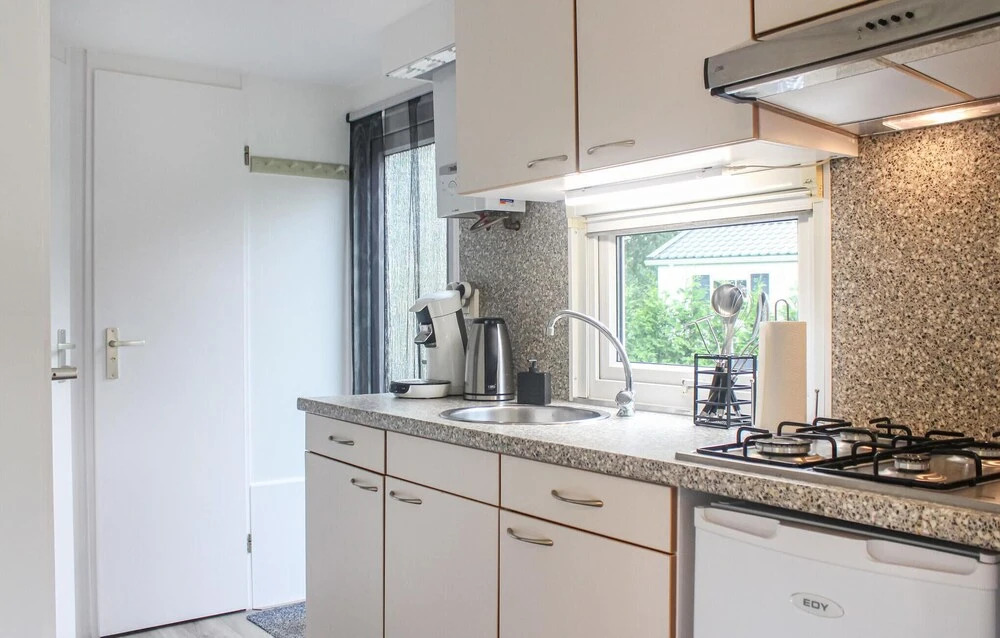 Beautiful Home in Rheezerveen With 2 Bedrooms, Wifi and Indoor Swimming Pool