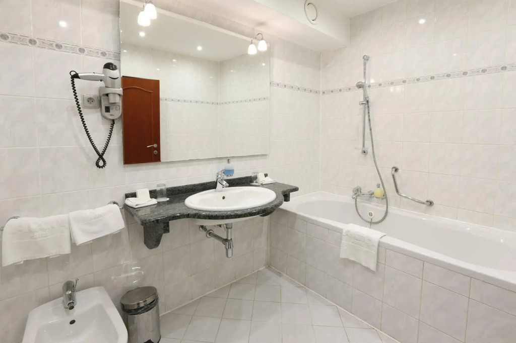 AGH Hotel