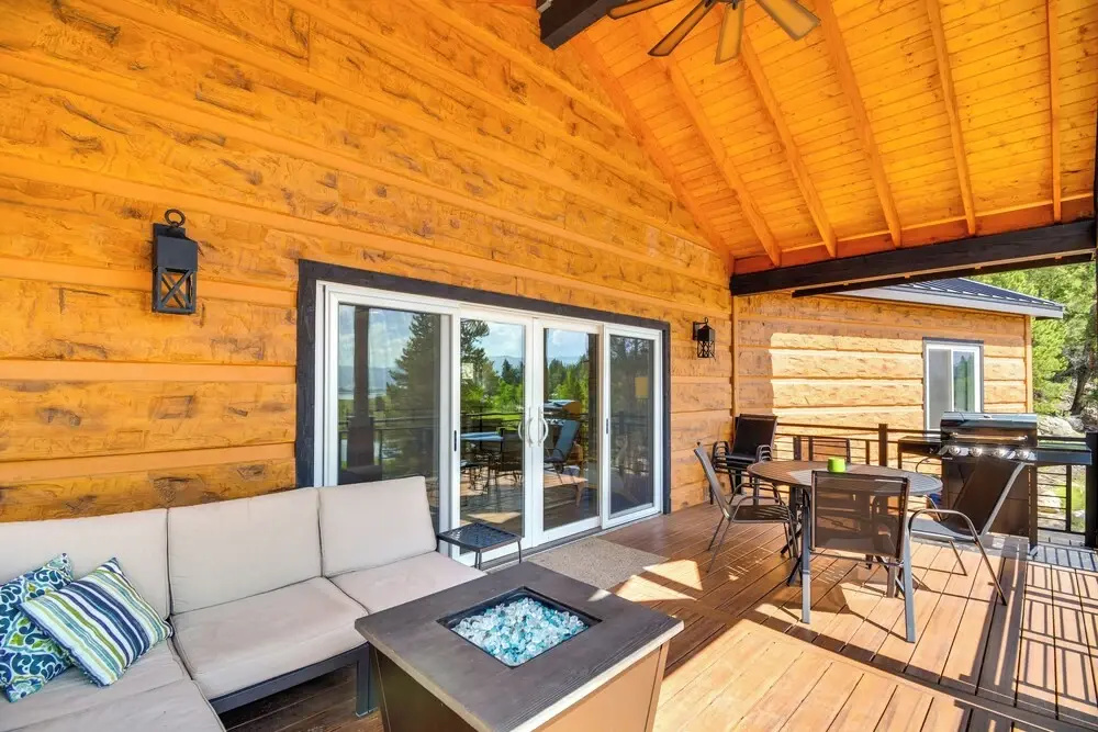 2 Mi to Lake: Stunning Twin Lakes Home w/ Deck