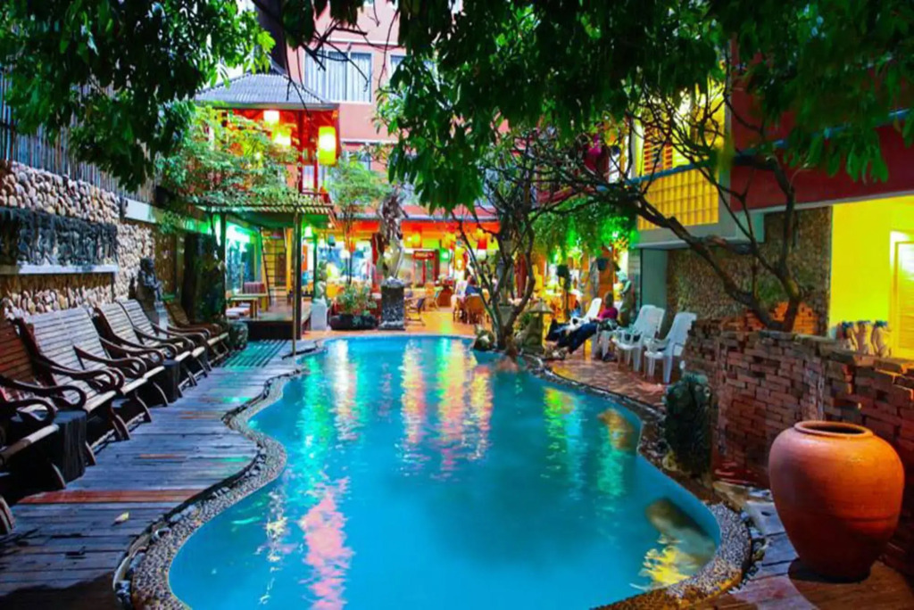 Villa Cha-Cha Banglumphu
