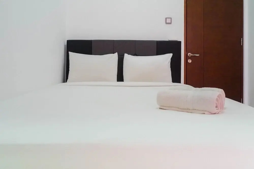 High Floor with City View 2Br Apartment at the Linden