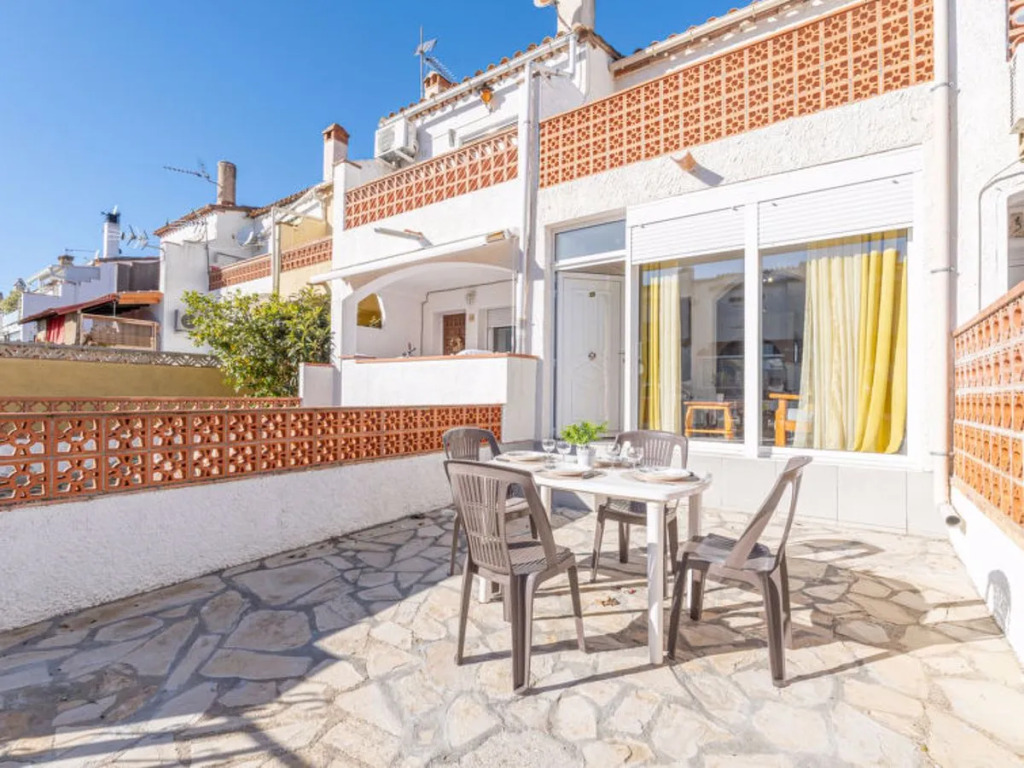 House Byblos Empuriabrava