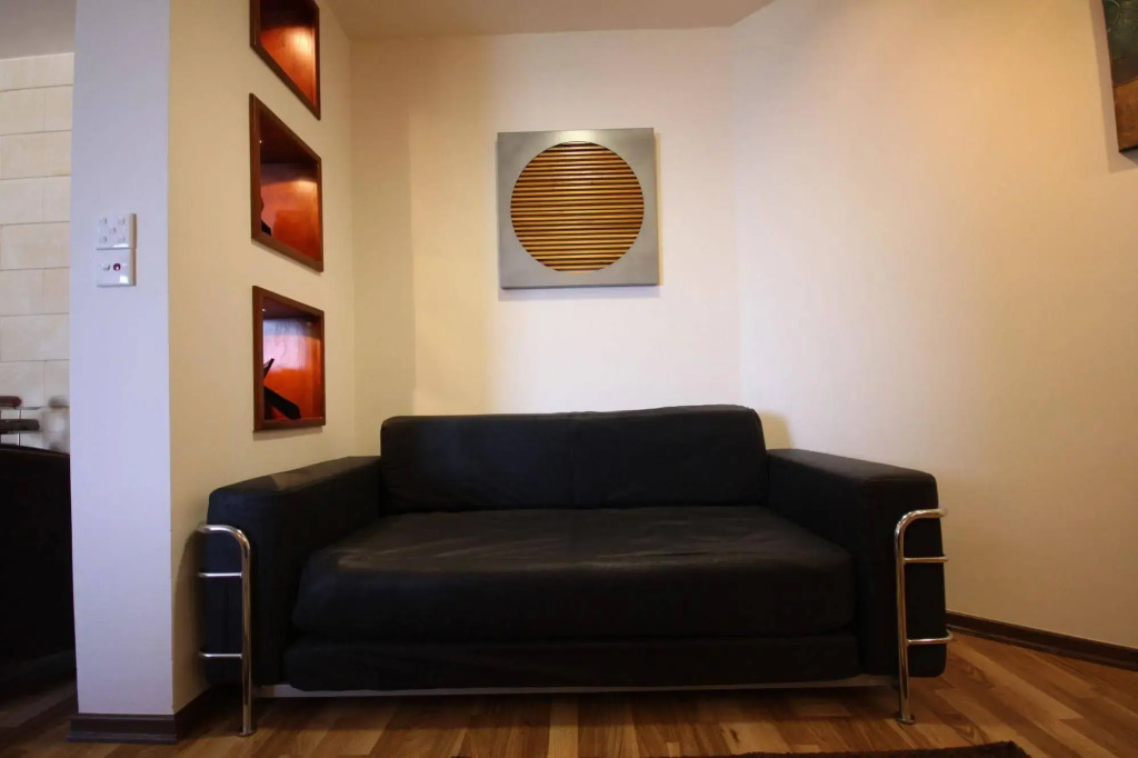 1b Beachront Pool & Gym apt - Ermitage beach