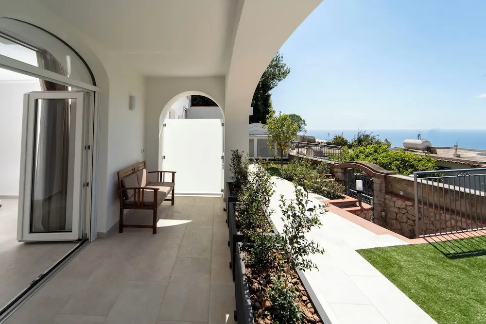 La Minucciola Capri