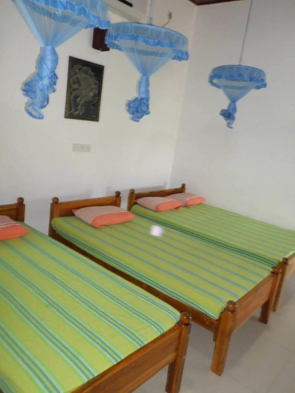 Rathna Holiday Resort