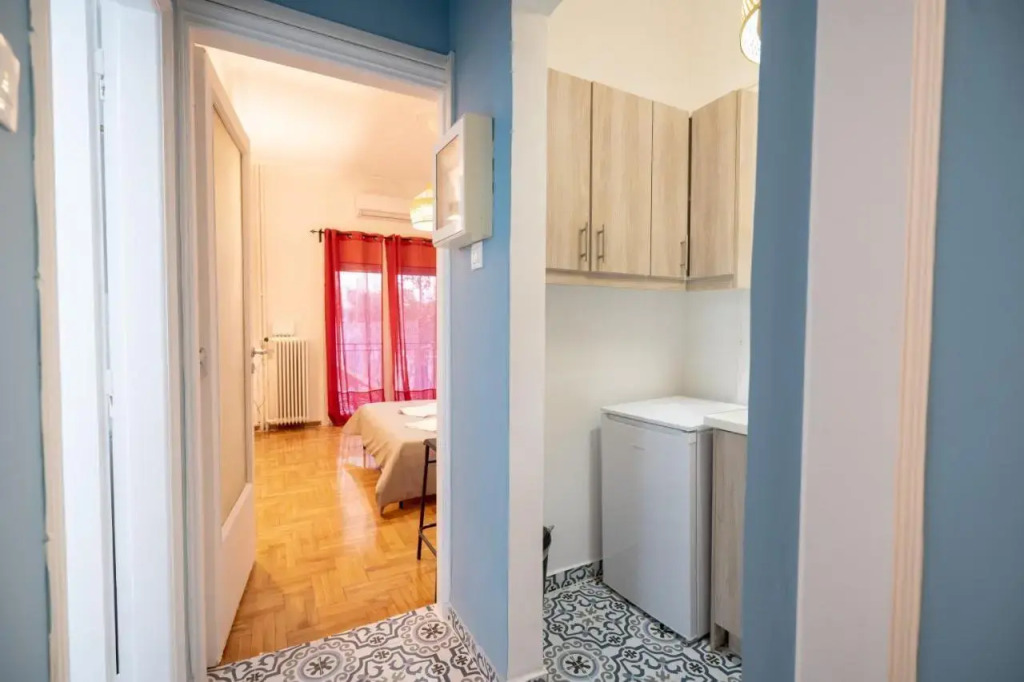 Panormou metro station 1 bedroom 2 persons flat