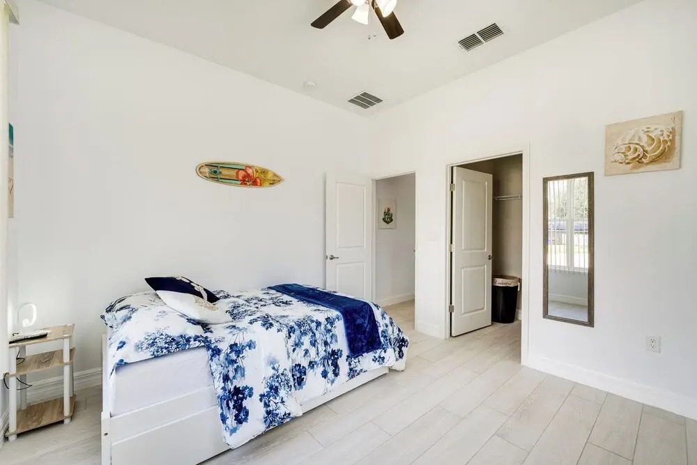 3 Mi to Lakefront Beach: St Cloud Apt