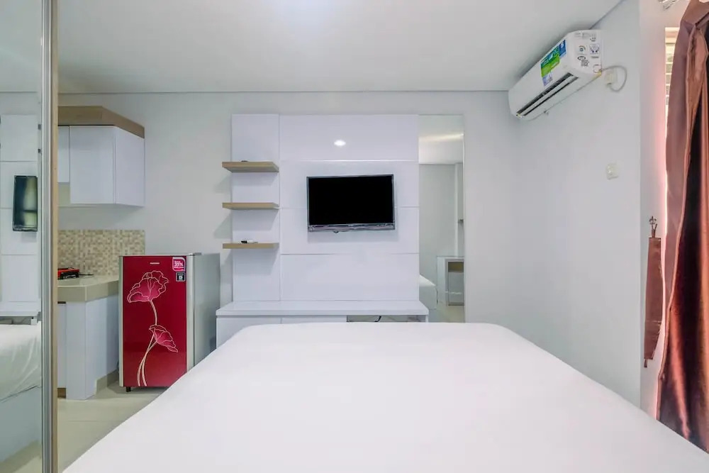 Stylish and Convenient Studio The Enviro Apartment