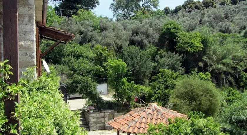 Tsorni Hill Cottage