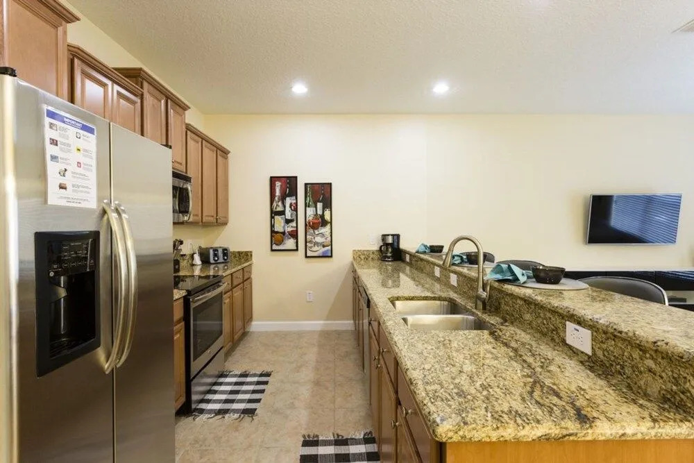 Bismarck Palm Townhome 8971