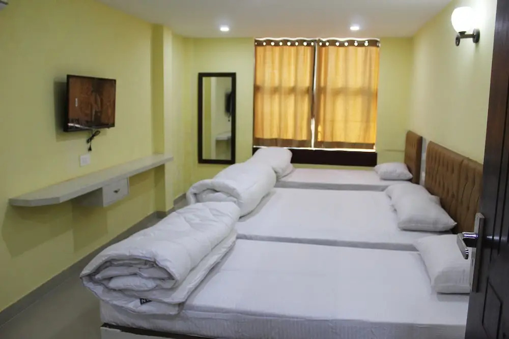 Hotel Raj Mahal