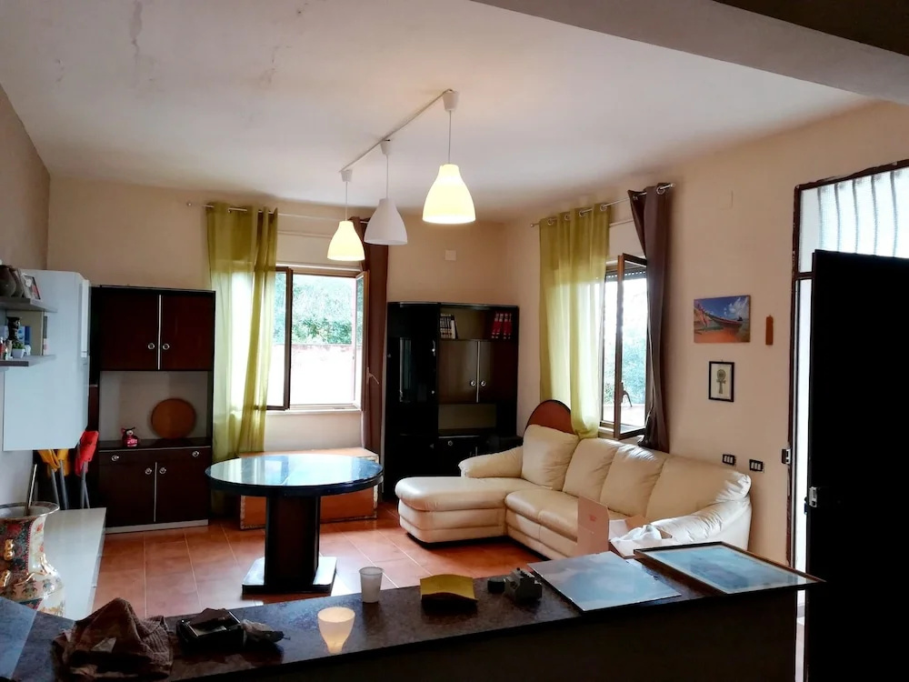 House With 2 Bedrooms in Villagrazia di Carini, With Wonderful sea View, Enclosed Garden and Wifi Near the Beach