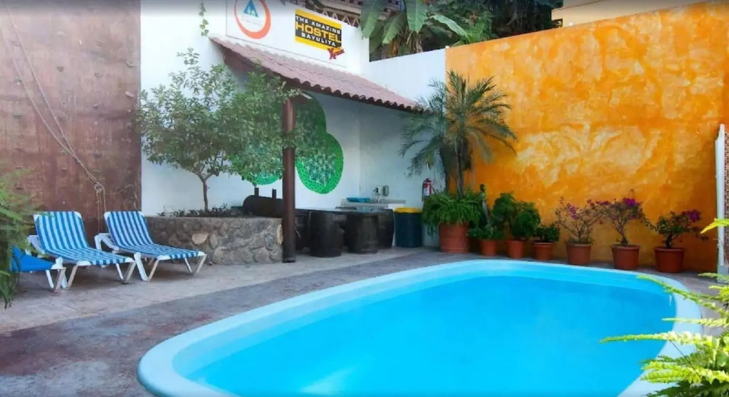 ITH Sayulita Amazing Surf Hostel