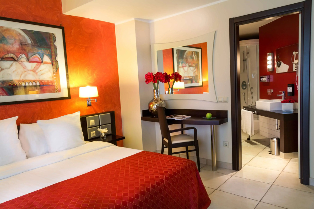 Best Western Plus Grand Hotel Victor Hugo