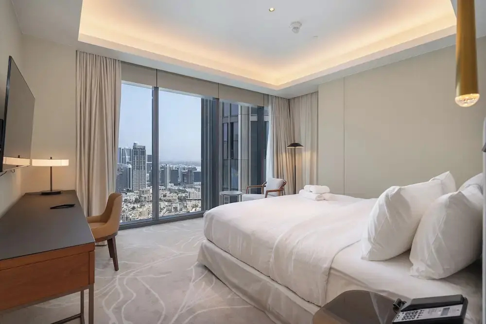 Address Residences Dubai Opera - Burj Khalifa City Views 1, 2, & 3-Bedroom Apartment 1 minute walk to Burj Khalifa, Dubai Mall, Dubai Fountain by Heaven Crest