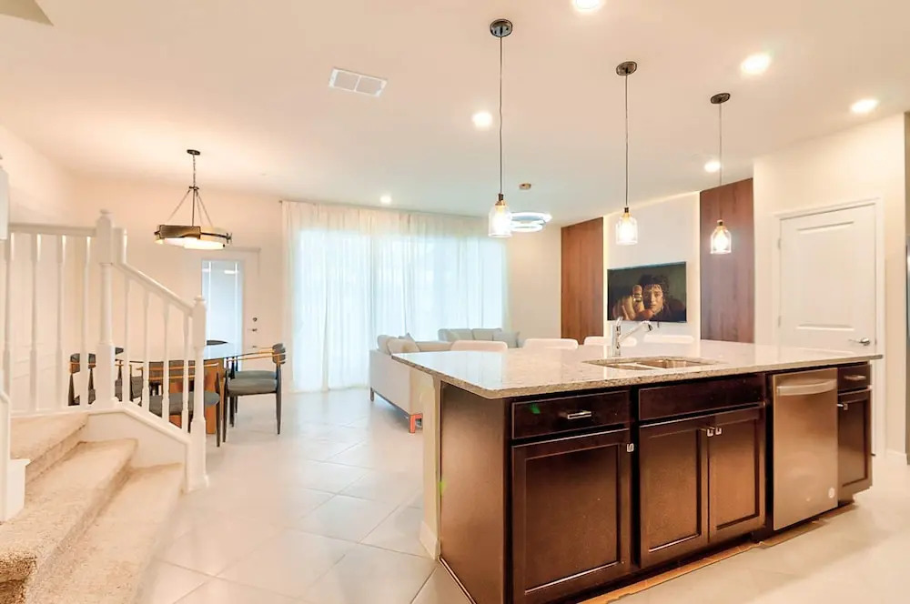 16037 Dream Vacation Family Home 5BD