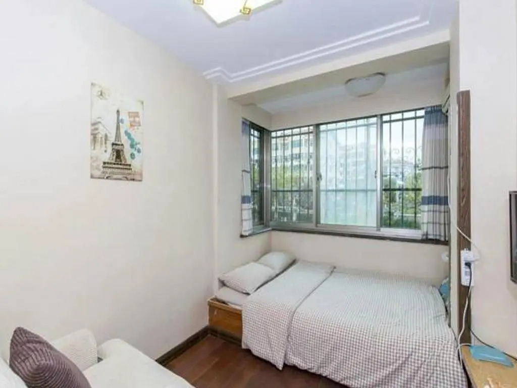 Slowlife House