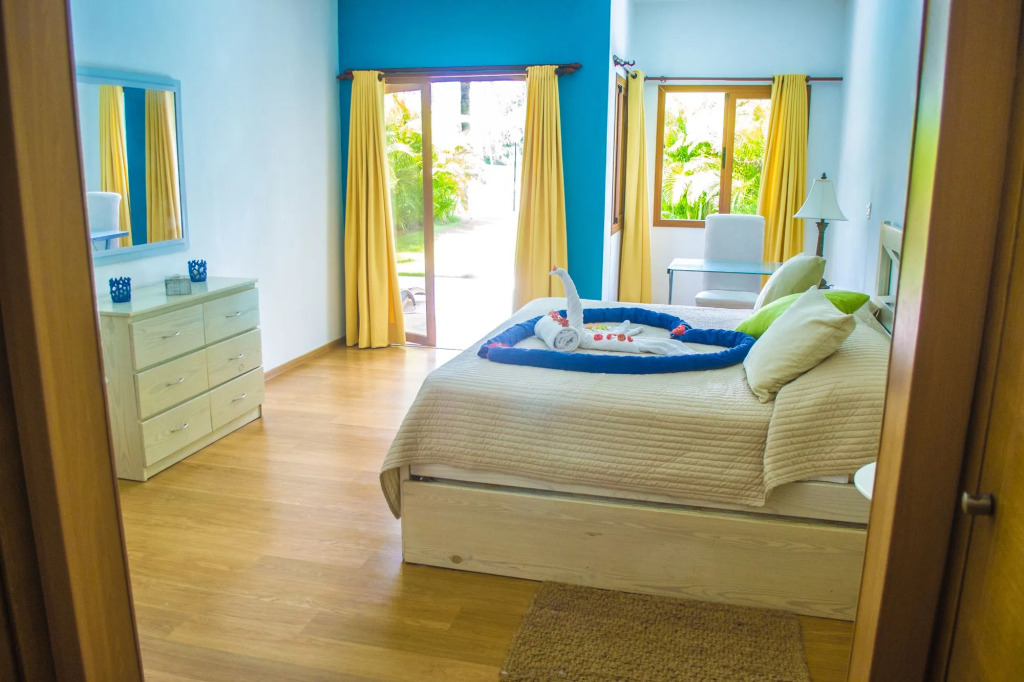 Sybaris Suites & Residences