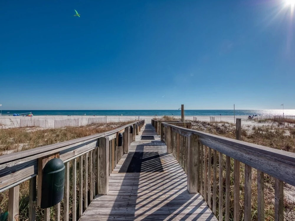 Spacious 4th floor condo ON THE BEACH in the heart of Orange Beach