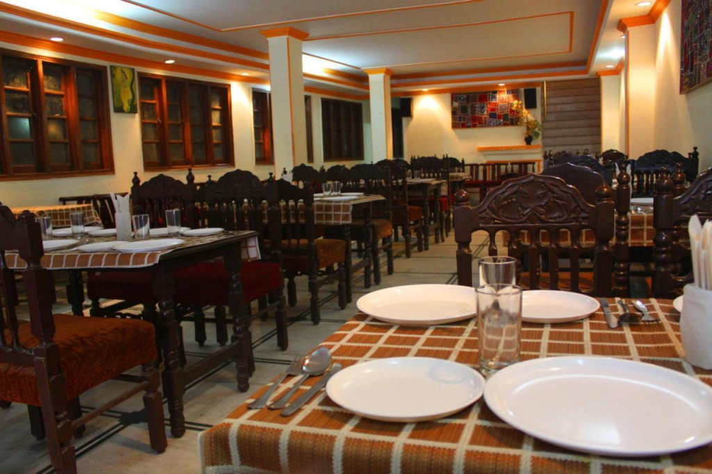 OYO 1679 Value Hotel