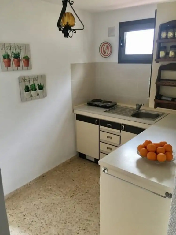 Beautiful 2 Bedroom Apartment
