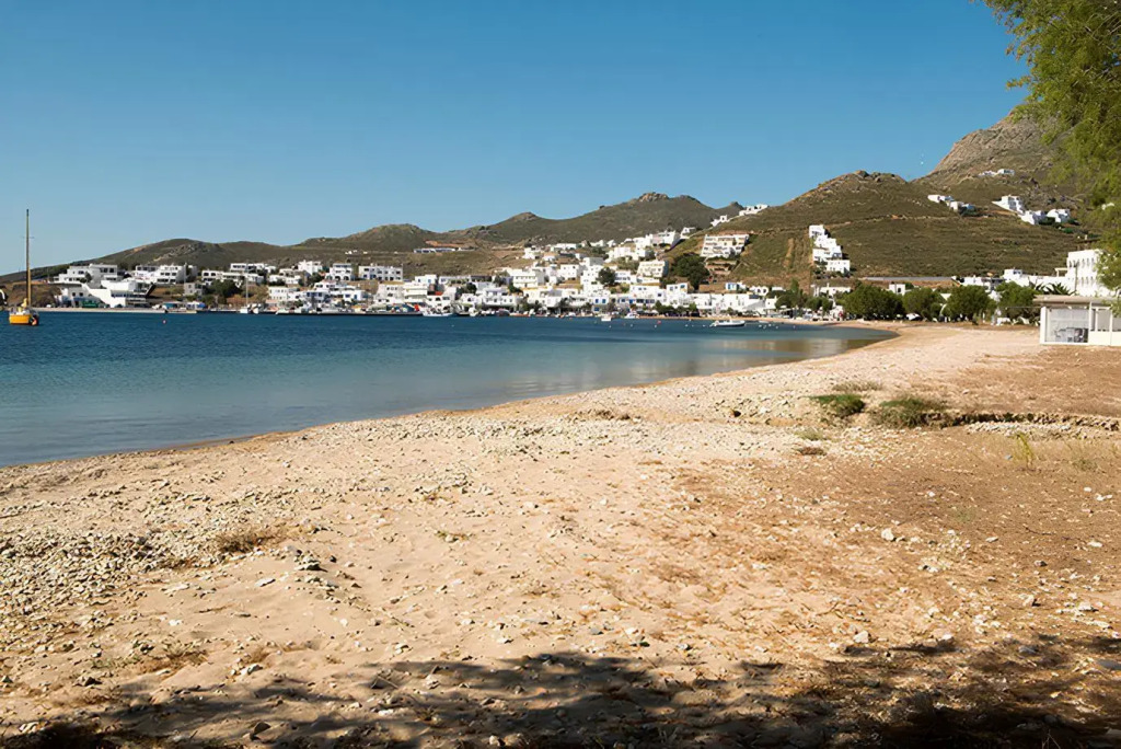 Studios Agira Serifos