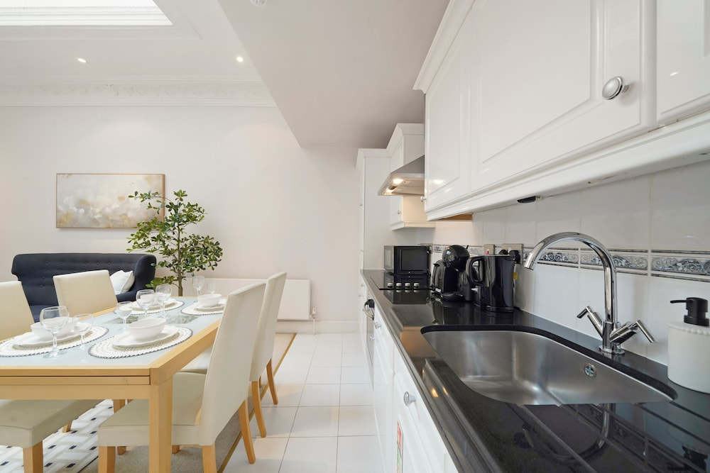 Hertford Flat 3