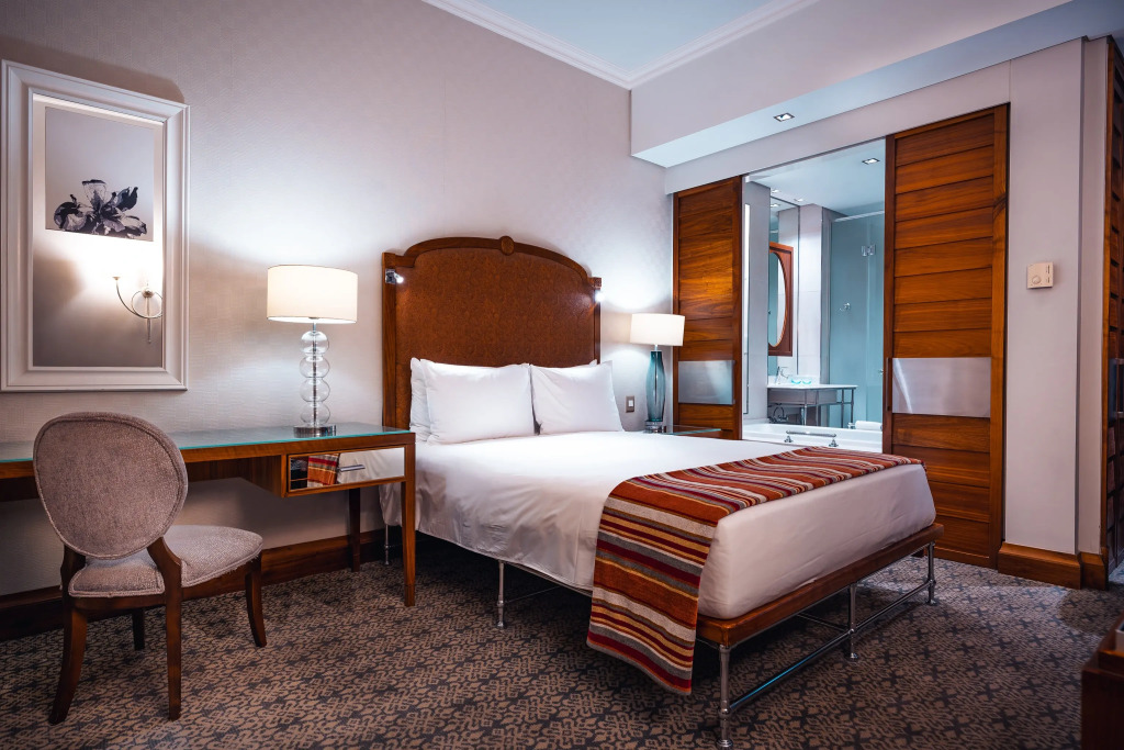 Pivot Hotel Montecasino