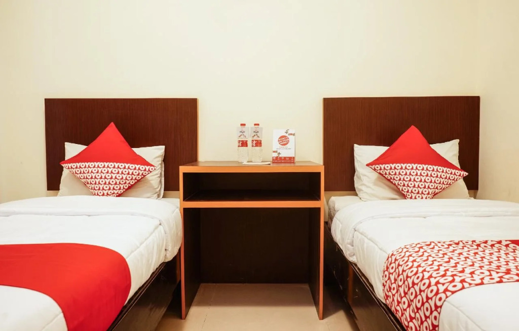 Namira Hotel Syariah by OYO Rooms