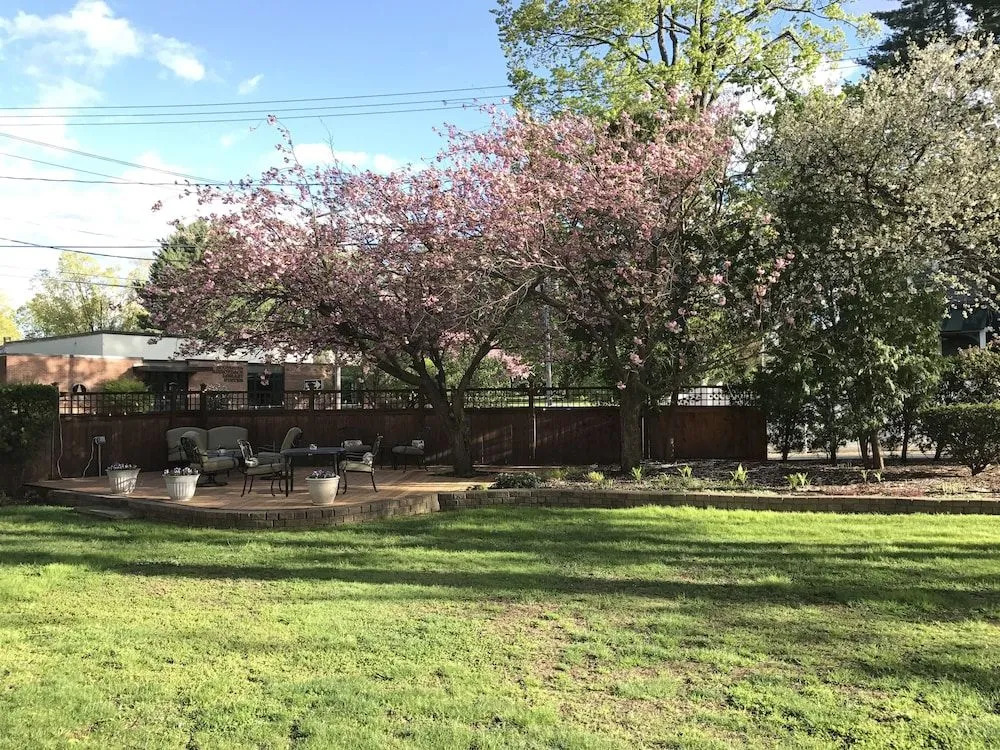 Batcheller Mansion Inn