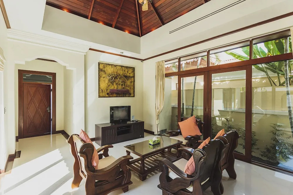 Villa in Bangtao in Les Palmares Villa 8