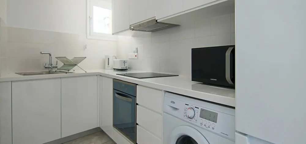 Phaedrus Living- Seaside Lighthouse 74