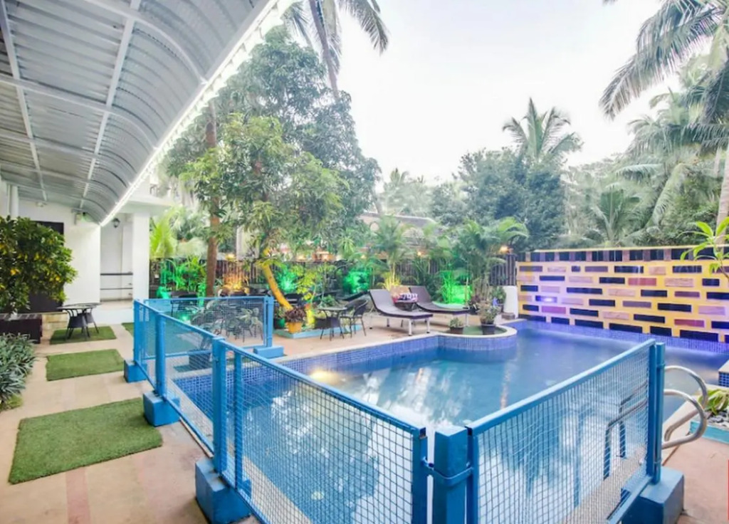Candolim Sands