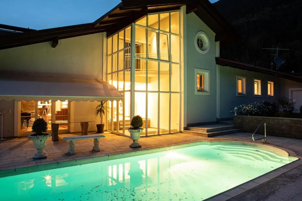 Villa 10