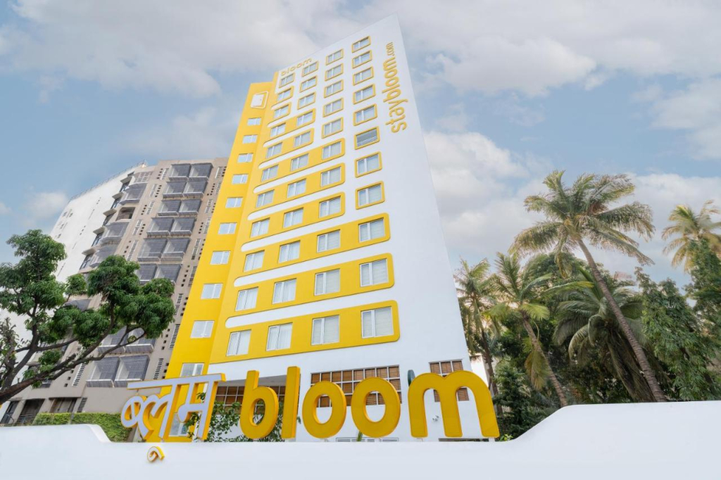 Bloom Hub WEH Andheri