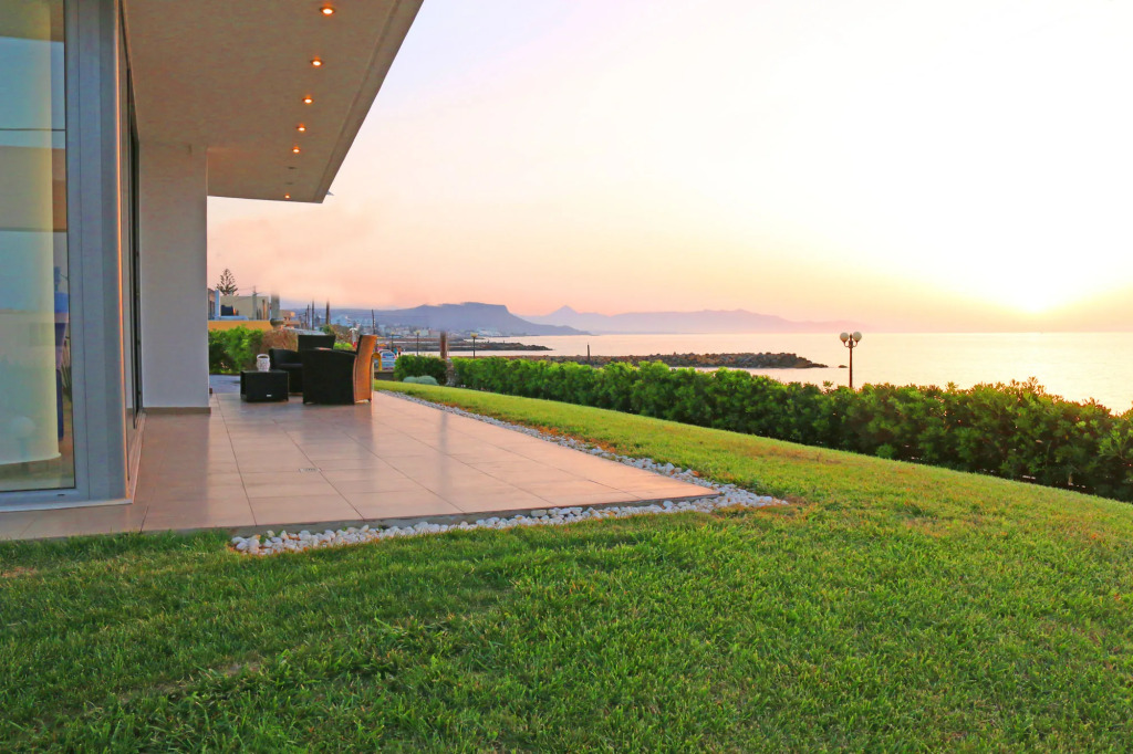Villa Almyra